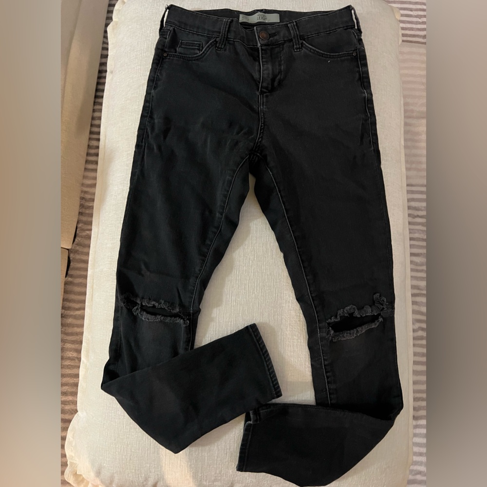 Top shop Leigh knee ripped jeans size 26